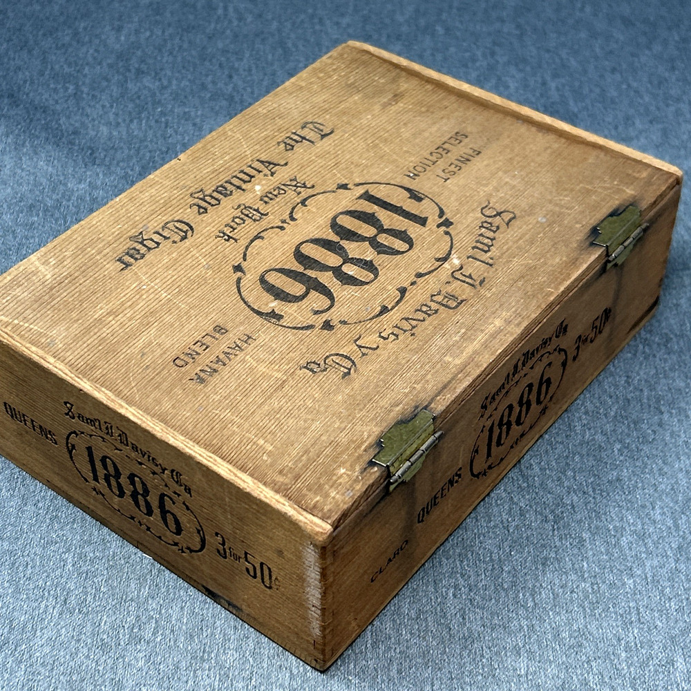 Sam'l J. Davis y Ca 1886 "The Vintage Cigar" Havana Blend Wood Box Empty READ
